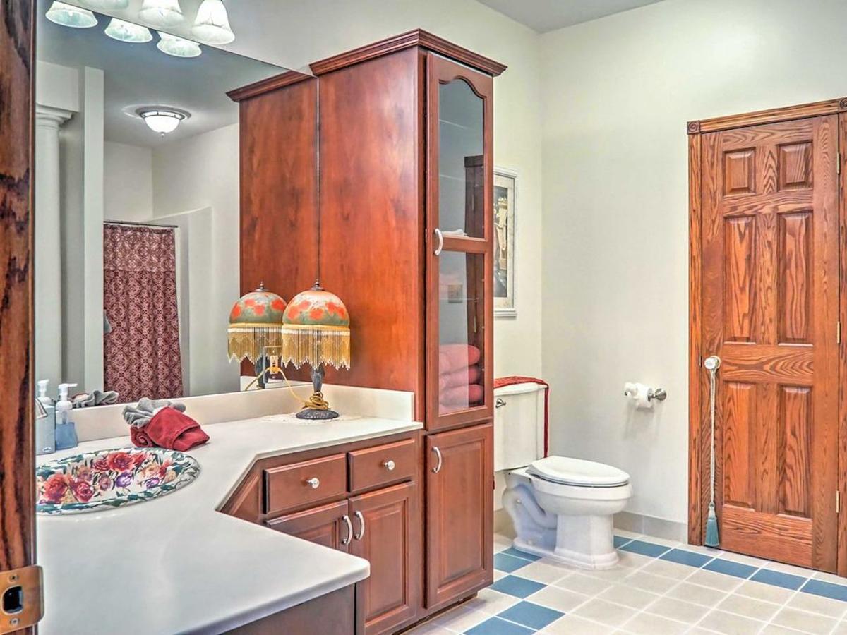 Rosberg House Bed and Breakfast Lindsborg Exteriör bild